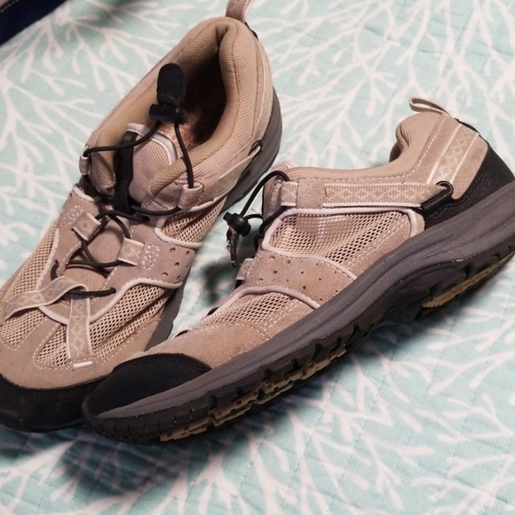 lands end beach shoes